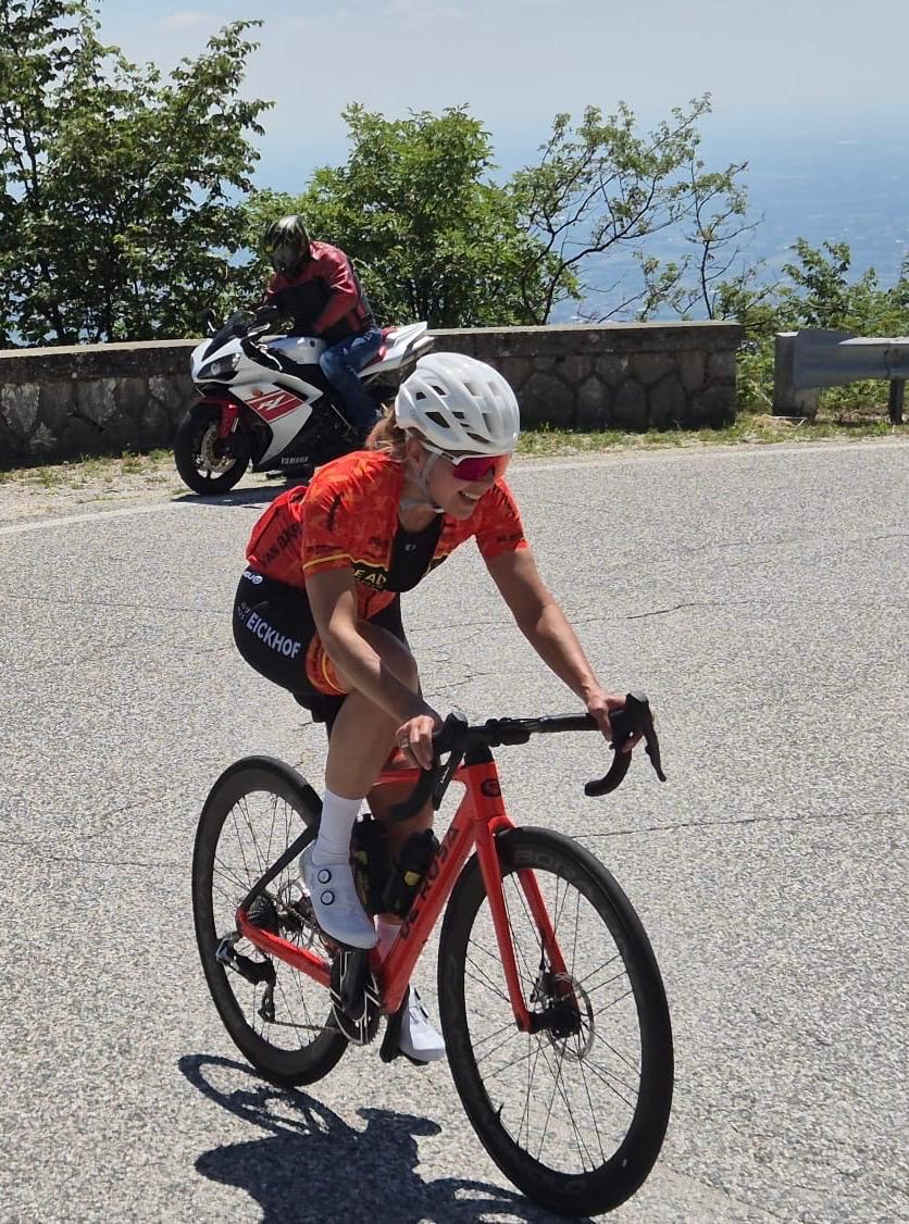 MERIDA ADELAAR LADIES CYCLING TEAM
